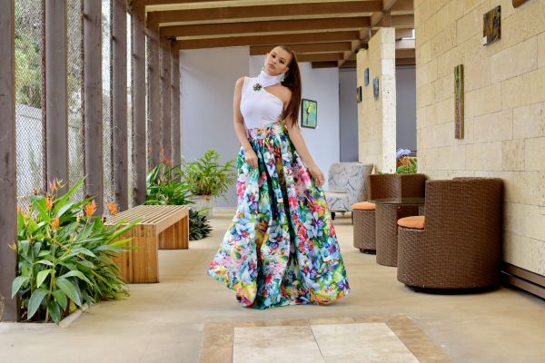 Elevate Your Office Style: How to Rock a Floral Maxi Skirt for a Chic UK Workplace Look